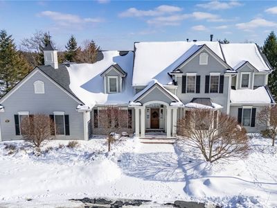 6 Grandhill Way, Pittsford, NY, 14534