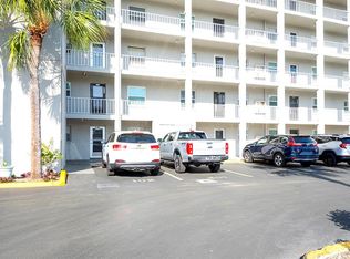 3038 Lake Bayshore Dr #102, Bradenton, FL 34205