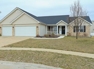 34 Raleigh Ct, Wentzville, MO 63385