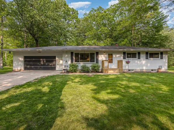 117 S Oaklawn Dr, Midland, MI 48640