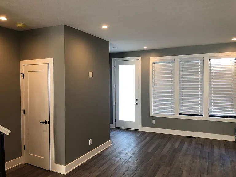 1630 Carrollton Ave — Photo 8