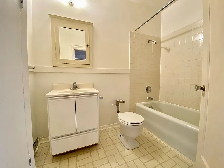 Campus Apartments — Photo 14