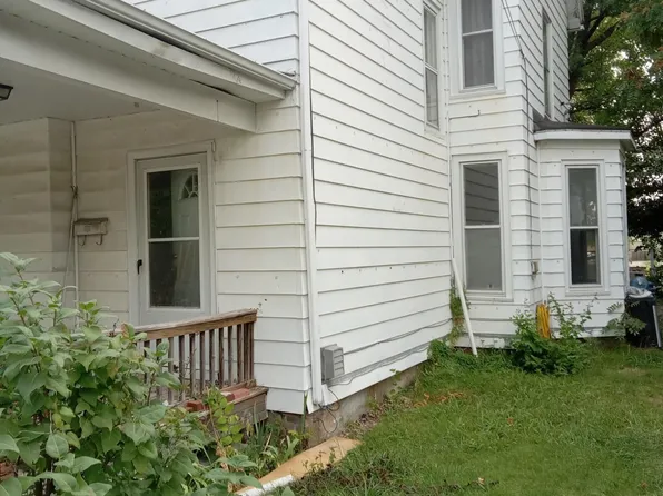 312 N Prairie St, Jacksonville, IL 62650