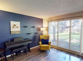336 Rundlehill Dr NE #38, Calgary, AB T1Y 2Y2