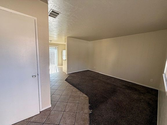 3rd image of 707-711 S Court St #7
