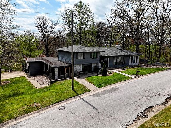 4th image of 2009 Crescent Dr