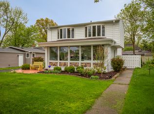 450 E Schiller St, Elmhurst, IL