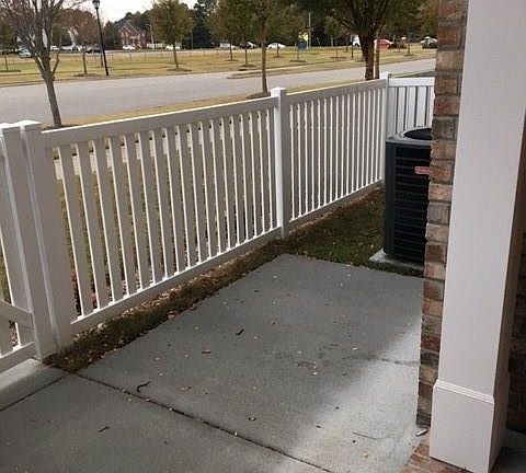 5th image of 1104 Chatham Ln #2