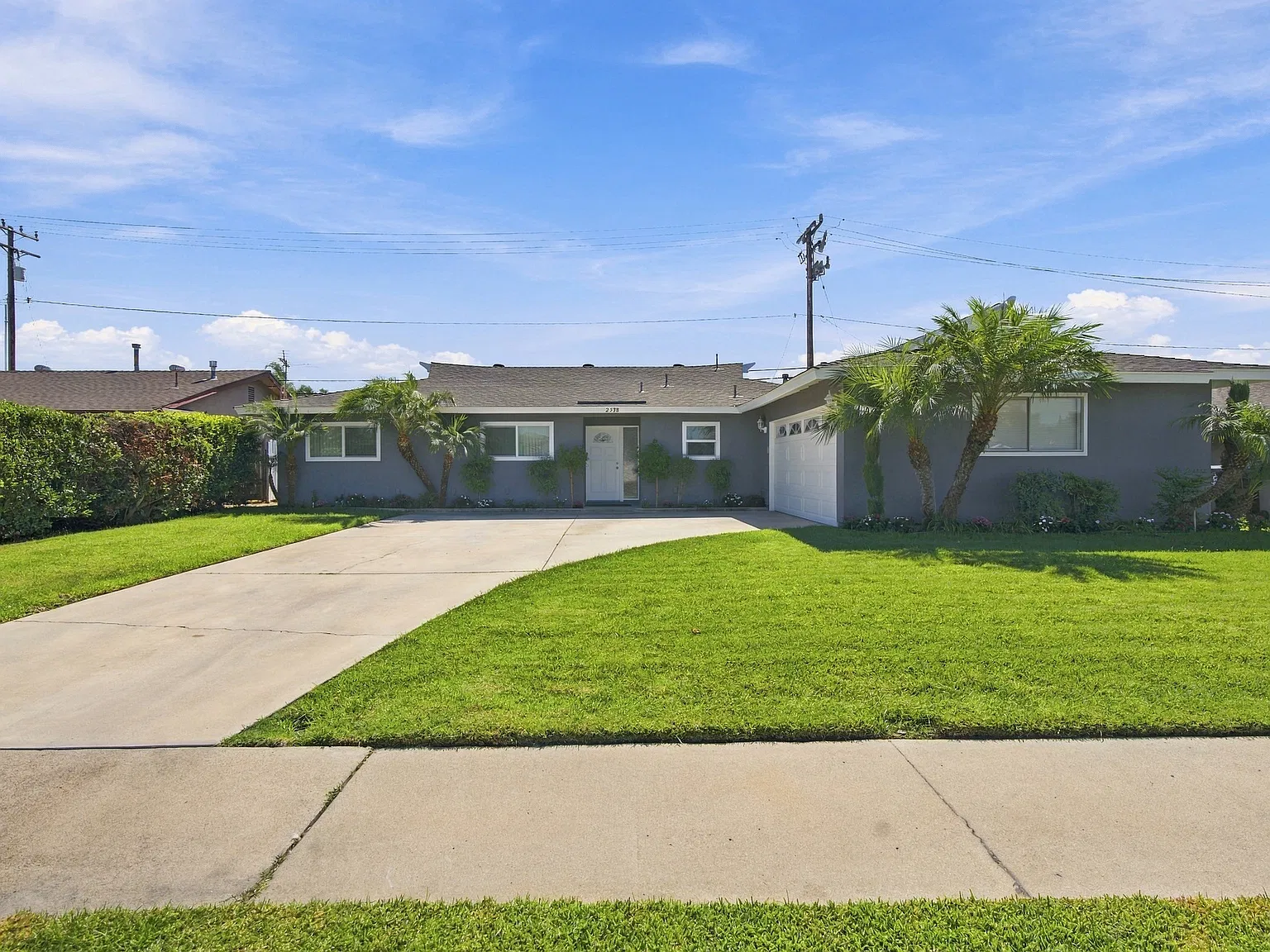 2538 E Standish Ave — Photo 1
