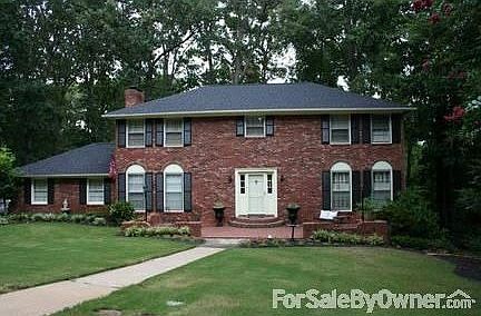 2nd image of 107 Holly Hill Ln