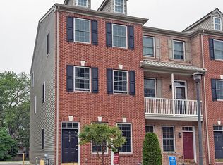 654 Keely Ct, Philadelphia, PA 19128