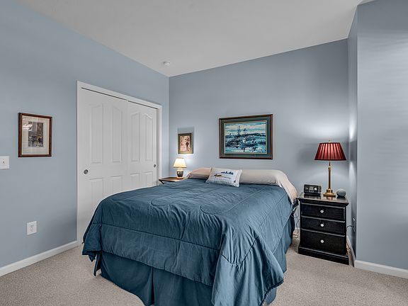 5th image of 751 Fish Hawk Ct