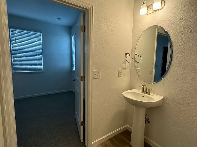 6984 Merseyside Ln — Photo 8