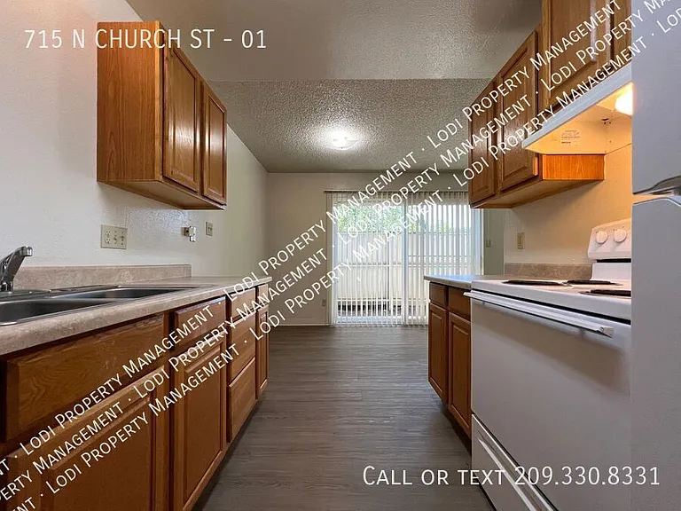 715 N Church St #1 — Photo 9