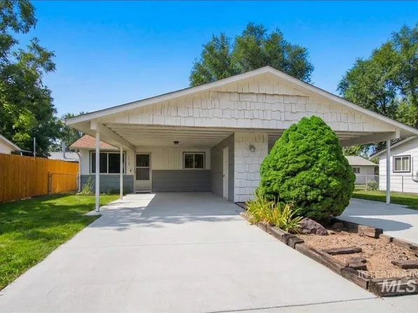 1219 S Fern St, Nampa, ID 83686