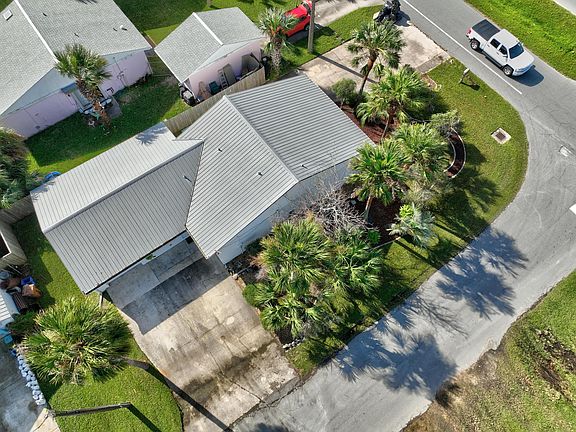 3rd image of 312 N Flagler Ave