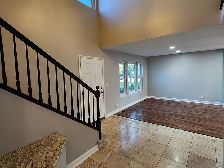 1770 Churchill Ln — Photo 12