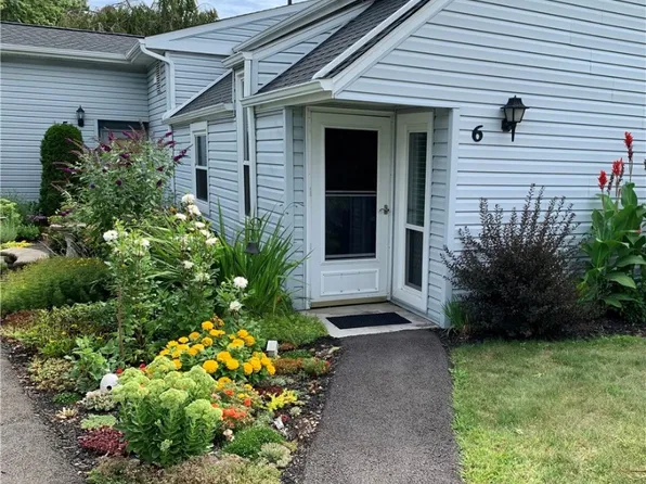 6 Strawberry Ln, Wexford, PA 15090