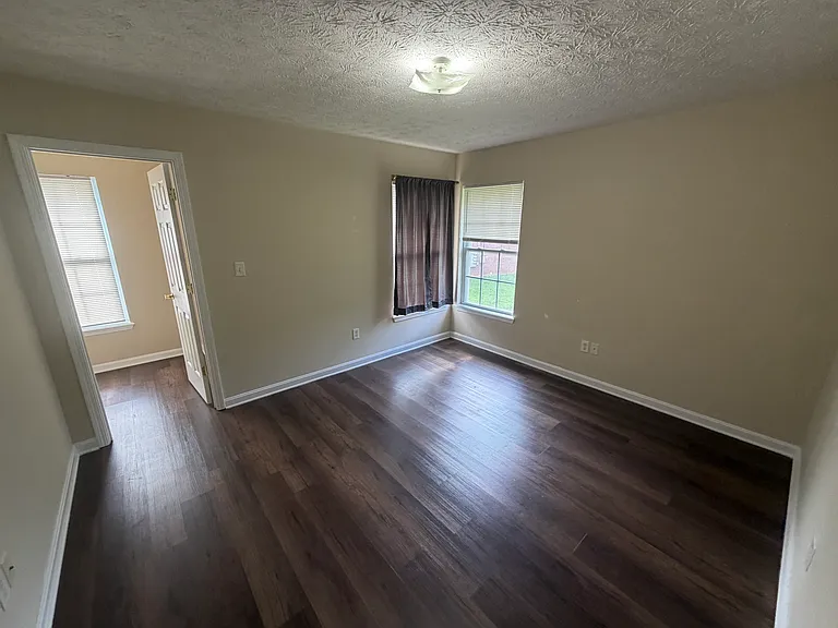 139 Ash Ct #139 — Photo 5