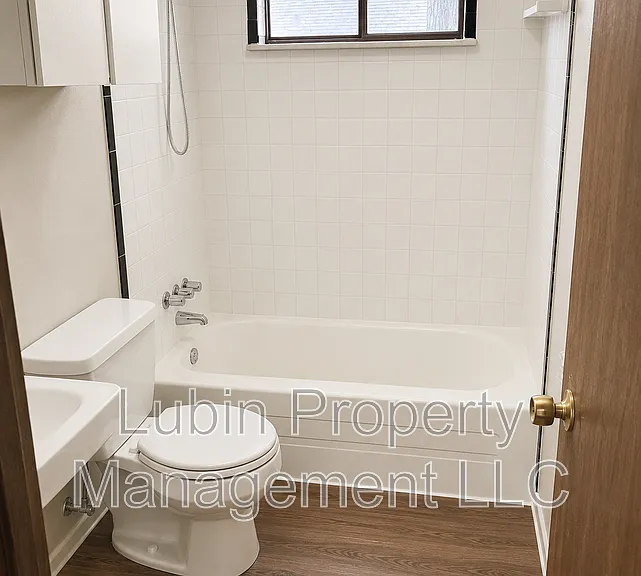 2468 Yale Ave — Photo 5