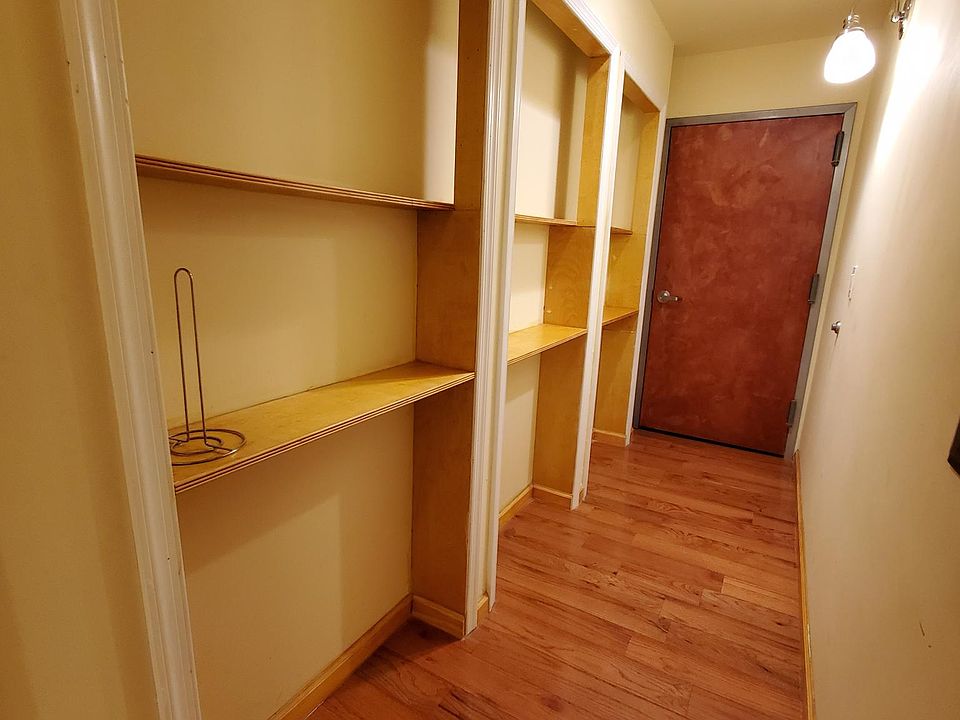 1st image of 1306 W Girard Ave #3