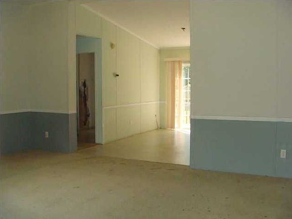 5th image of 2859 Pinelog Ln