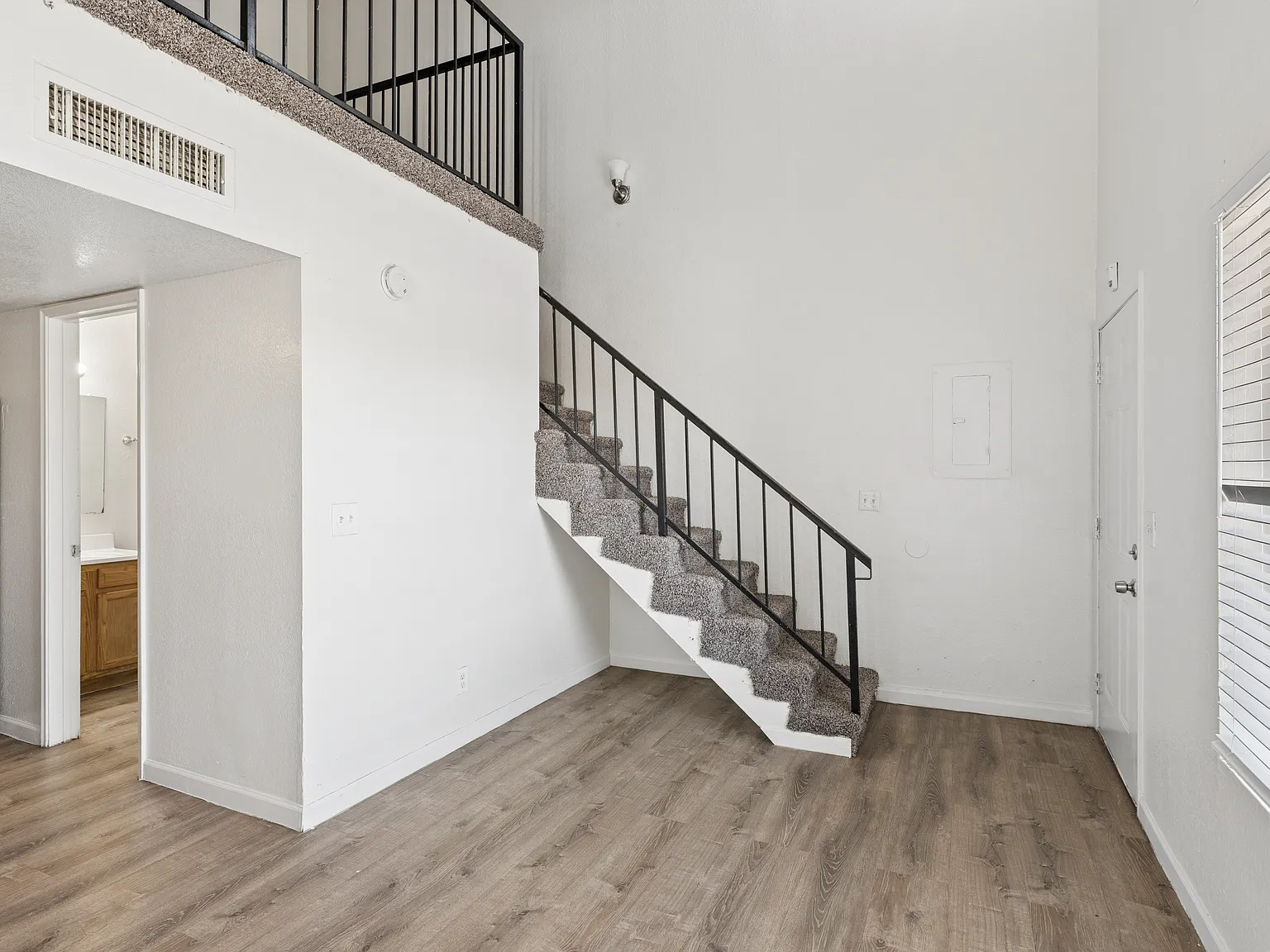 1 bed, 575 sqft, $900 — Photo 4