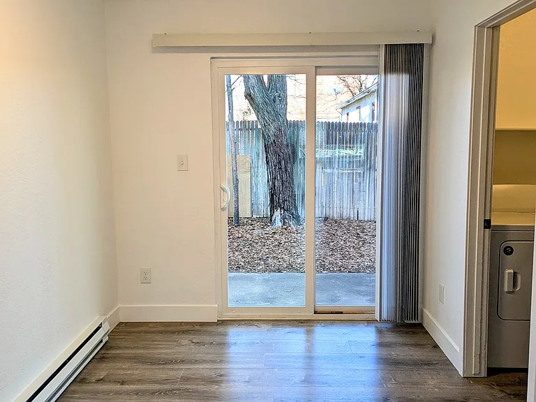 Aspen St — Photo 25