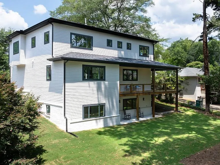 2771 Guthrie St SE — Photo 56