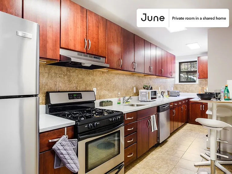 108 W 119th St #2C — Photo 6