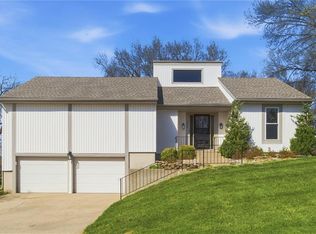 13900 W 69th Ter, Shawnee, KS 66216