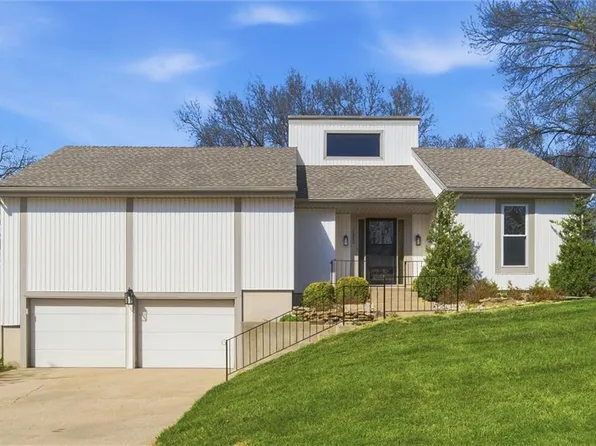 13900 W 69th Ter, Shawnee, KS 66216