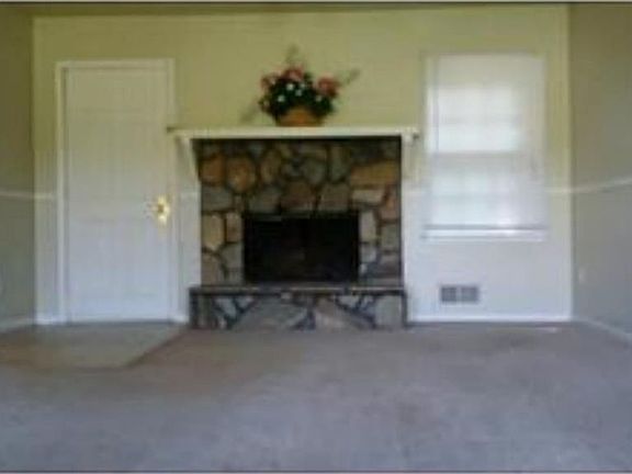 2nd image of 3801 Centerville Hwy #0