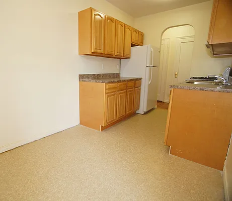 Rented by Norman Raindel, LREB | media 73