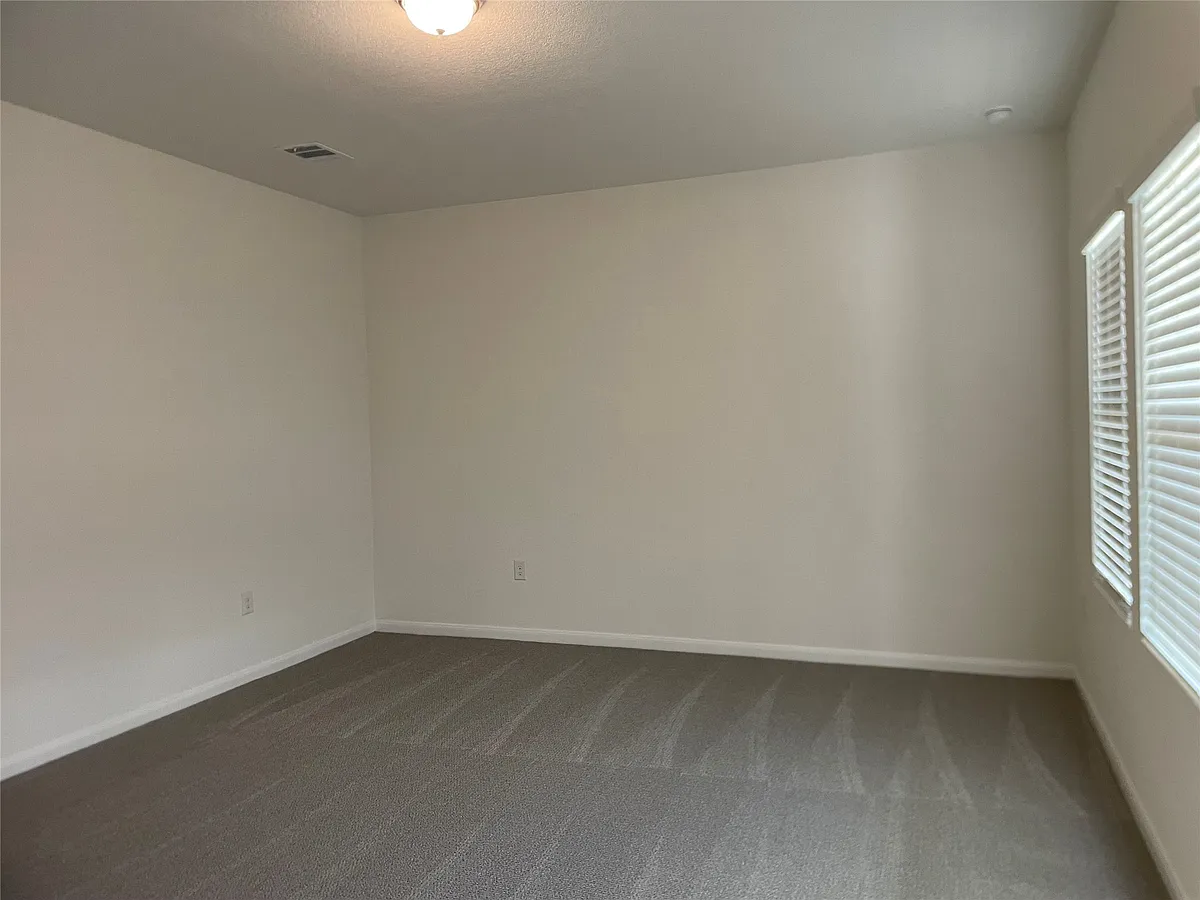 Building Photo - 314 Ashby Dr #314