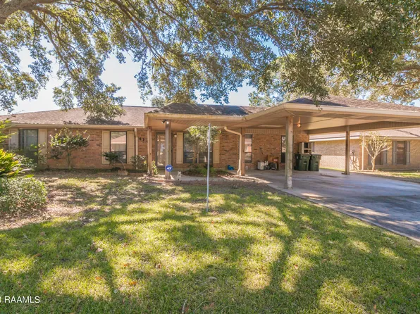 414 Cheyenne Cir, Scott, LA 70583