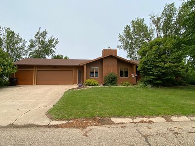 199 2nd St NE, Clarks Grove, MN, 56016