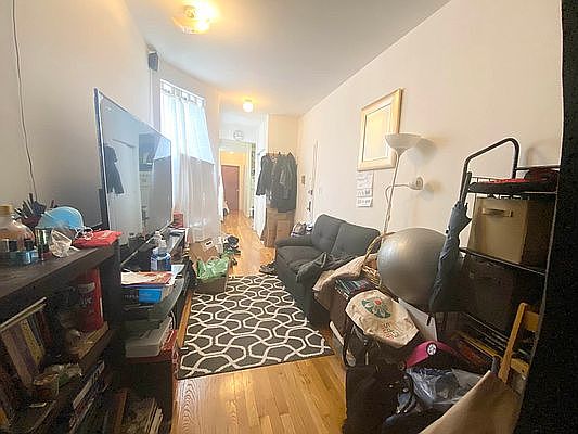 2nd image of 309 W 121st St #5A