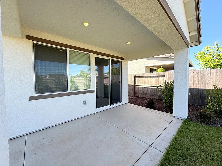 4594 Duckhawk Cir — Photo 39