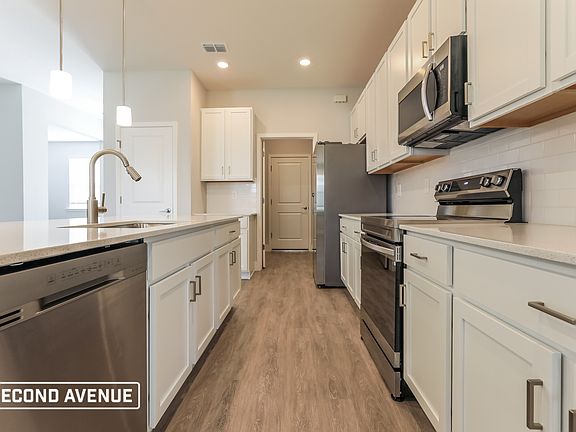 2nd image of 5386 Jacaranda Ave
