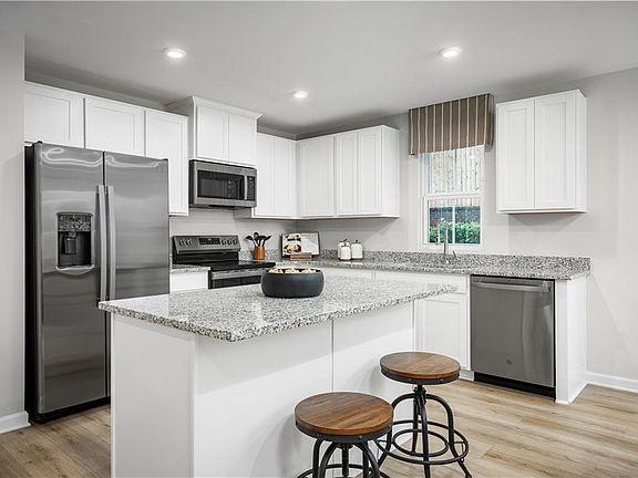 4th image of 206 Summit View Ln