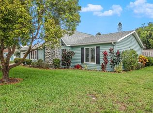 5304 1st Avenue Dr NW, Bradenton, FL 34209