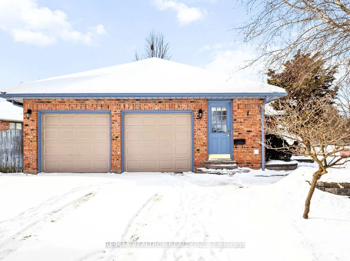 3 bed, $1,000 — Photo 1