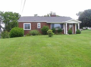 52 Florence Dr, Charleroi, PA 15022