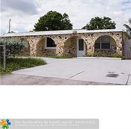 1st image of 1031 NW 10th Ter