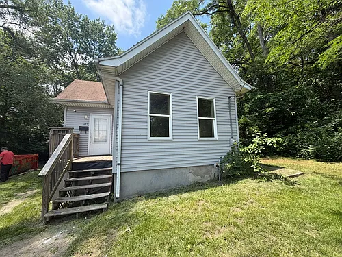 605 S Ligonier St Photo 1