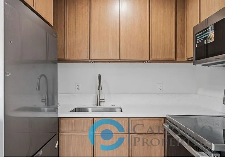 407 Idaho Ave #B — Photo 13
