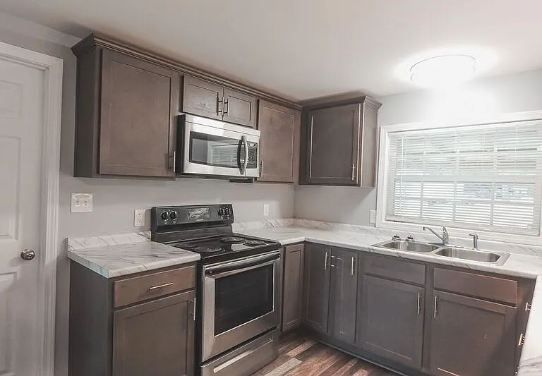 55 Peachtree Dr — Photo 9