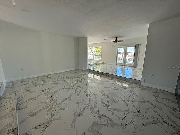 3rd image of 13701 GARRIS DRIVE