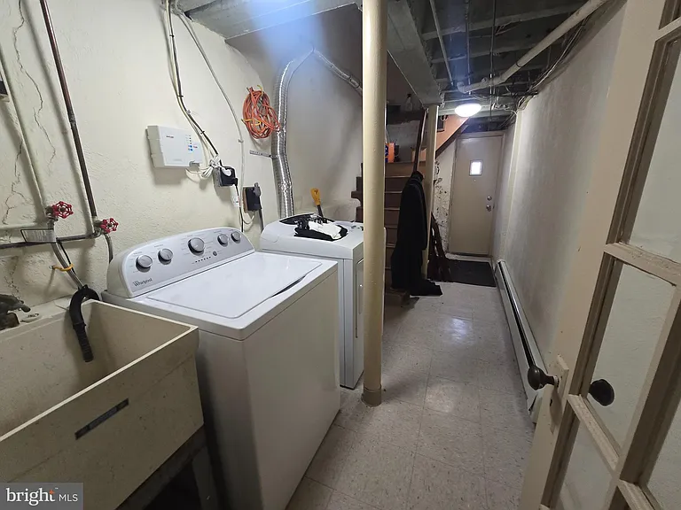 6665 Sprague St — Photo 13
